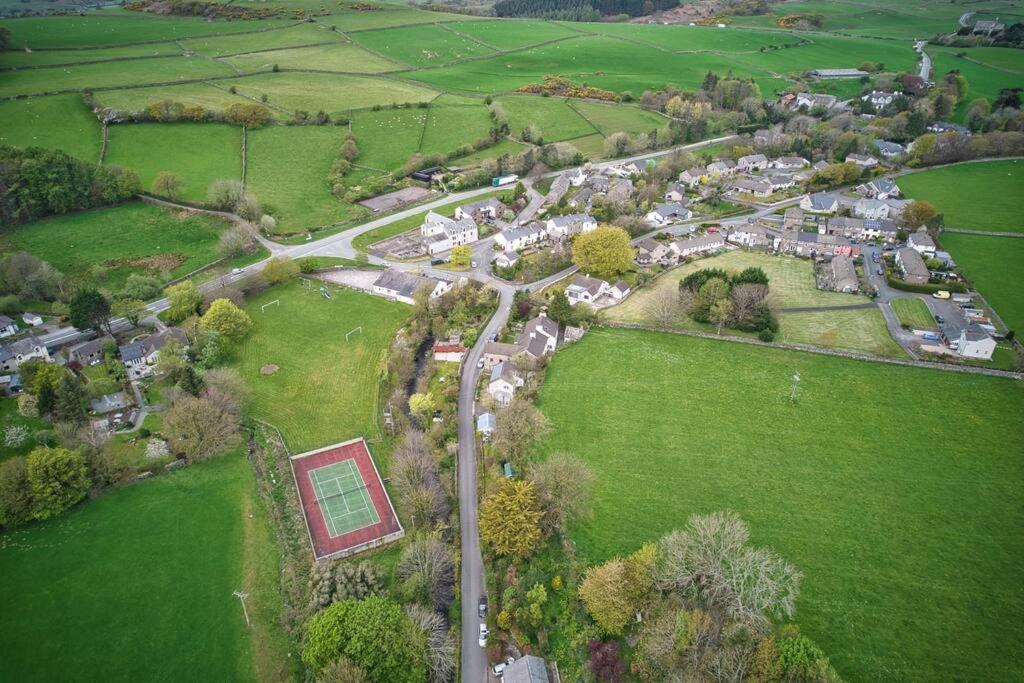 Luxurious Cottage With Hot Tub, Lake District Duddon Luaran gambar
