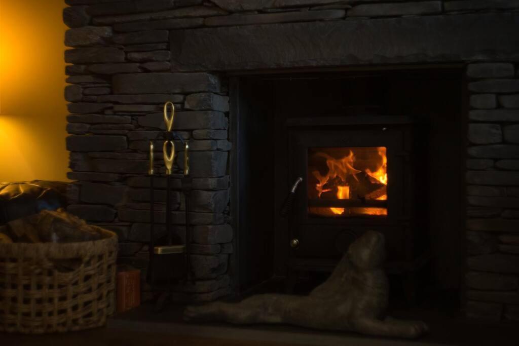 Luxurious Cottage With Hot Tub, Lake District Duddon Luaran gambar