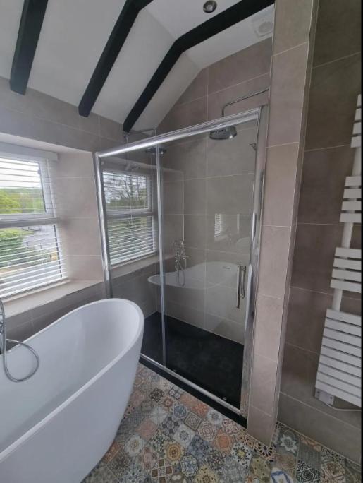 Luxurious Cottage With Hot Tub, Lake District Duddon Luaran gambar